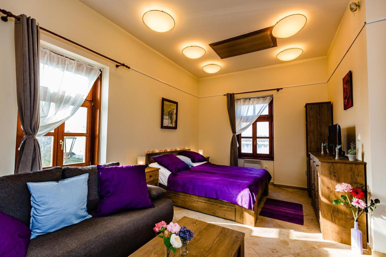 Bridge Apartment Esztergom Eksteriør billede