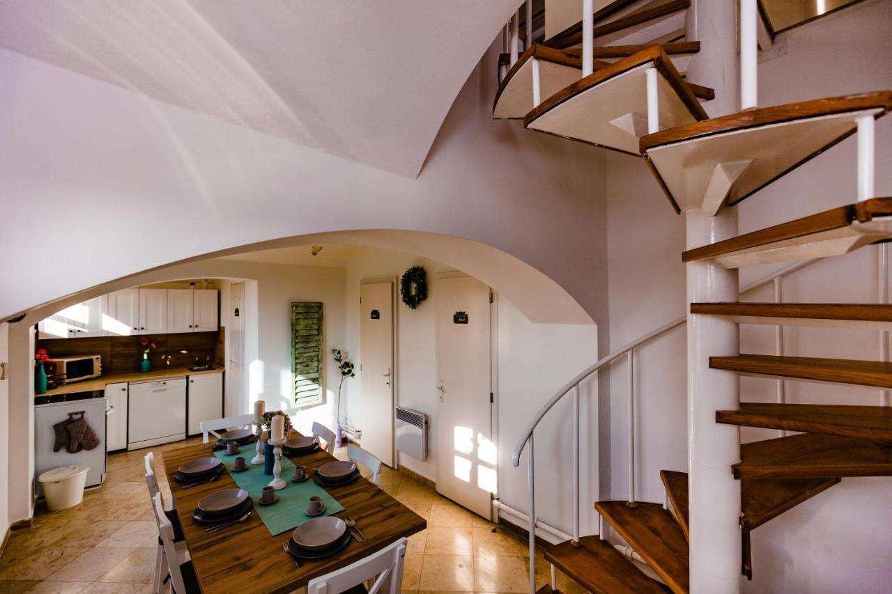 Bridge Apartment Esztergom Eksteriør billede